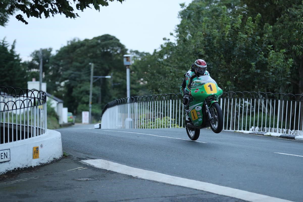 Classic TT 2019: Harrison, Anstey top Superbike, Lightweight sessions